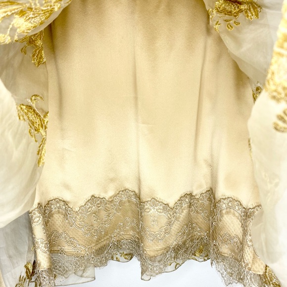 Authentic Dolce & Gabbana Gold Lace Overlay Skirt - Picture 4 of 8